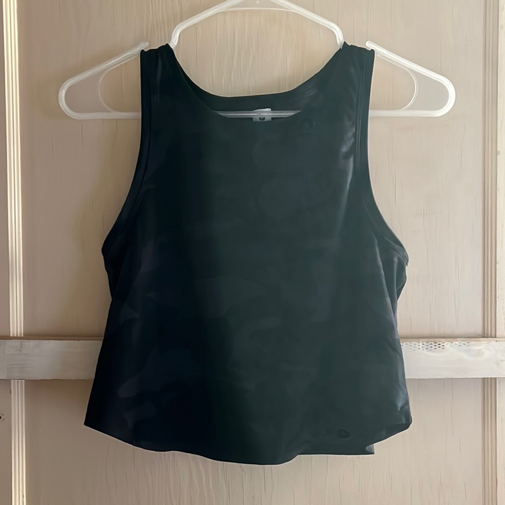90 DEGREE camo cropped tank